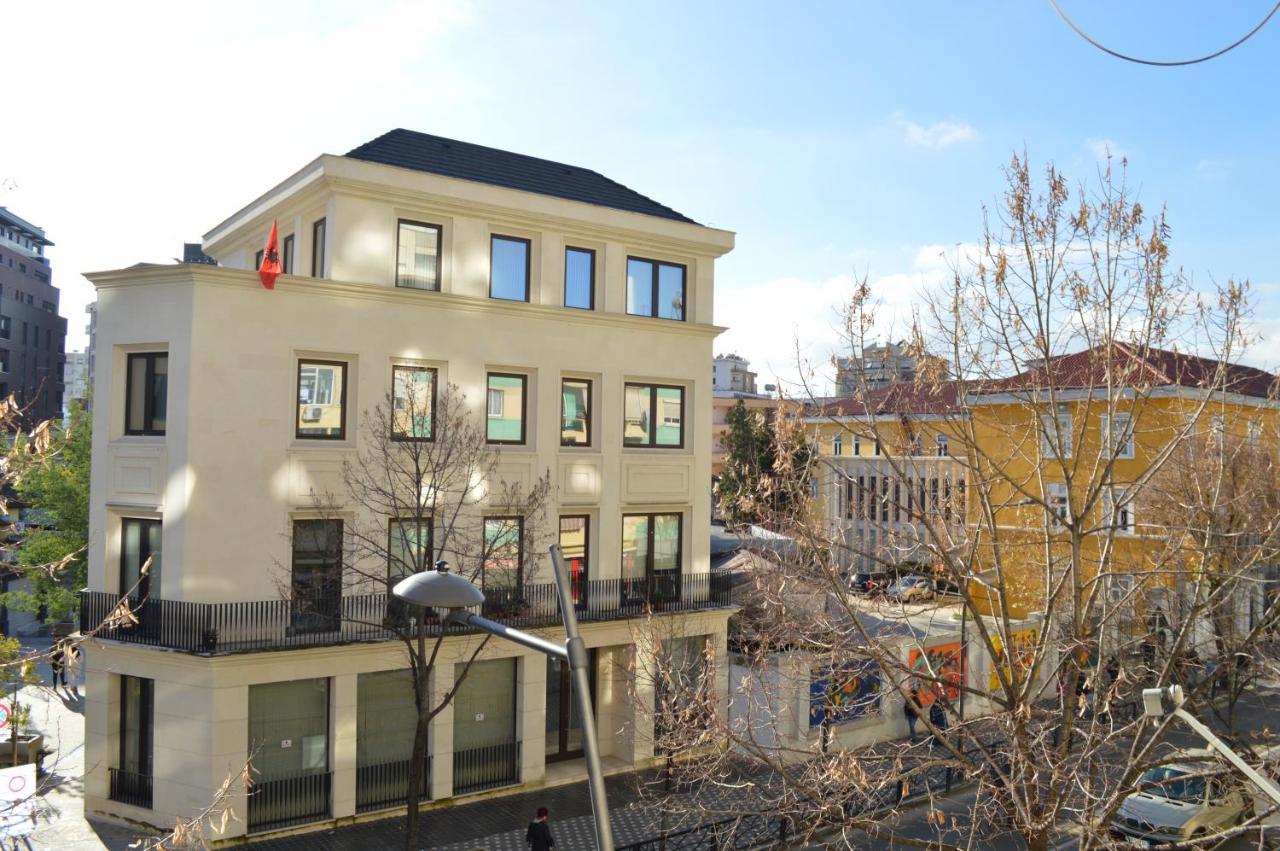 Rh Center 公寓